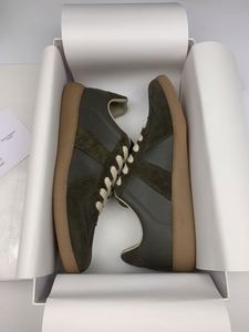 Chaussures décontractées classiques pour femmes, baskets en cuir véritable pour hommes, chaussures plates à lacets, légères et respirantes. - Product Image 6