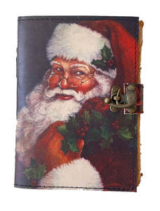 Carnet en cuir fait main avec impression Père Noël, style livre de sorts vintage, avec fermoir en C – Le cadeau idéal pour Noël et le Nouvel An (vente en gros) - Product Image 5