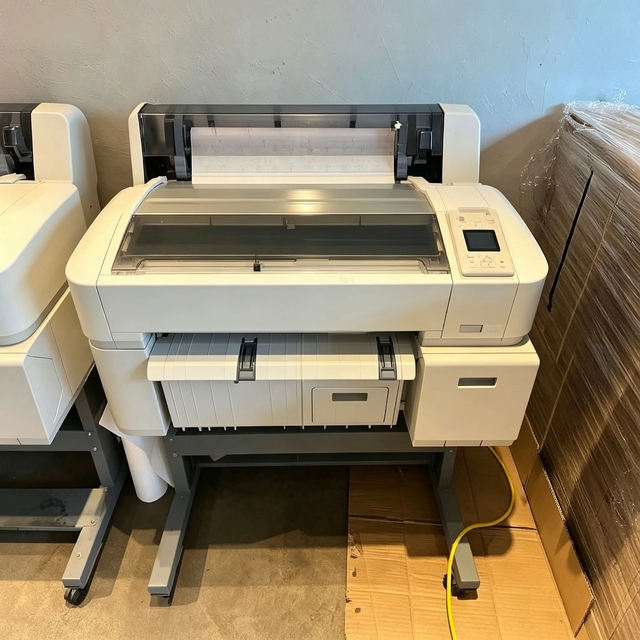 Excellent Condition Used Epson P8000 44" Large Format Printer Original Refurbished