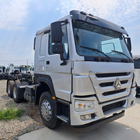 Truk Traktor Bekas Sinotruk Howo 6x4 10 Roda 371HP 375HP 420HP untuk Transportasi Kontainer