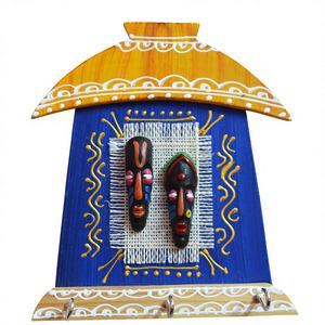 Porte-clés et décoration murale multifonctionnels carrés en bois et en argile, faits à la main, traditionnels, pour salon et cuisine - Product Image 1