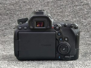 Appareil photo numérique reflex moyen format 26,5 MP, vidéo HD, 90 % neuf, modèle <span class=keywords><strong>6D</strong></span> <span class=keywords><strong>Mark</strong></span> <span class=keywords><strong>II</strong></span> (boîtier uniquement) - Product Image 3