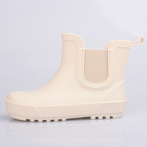 Bottes de <span class=keywords><strong>pluie</strong></span> basses légères antidérapantes imperméables pour filles de couleur <span class=keywords><strong>beige</strong></span> pour l'été et l'automne - Product Image 3