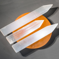 Ornement en sélénite transparente, plaque de gypse pointue faite à la main, plaque de gypse naturelle, forme de cœur blanche, personnalisable, véritable