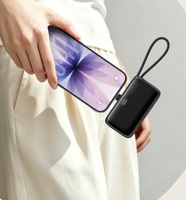 Batterie externe capsule OEM 10000mAh, mini chargeur portable de poche, charge rapide PD22.5W, logo personnalisé, vente en gros