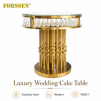 Mesa de Pastel Moderna de Lujo en Acero Inoxidable Dorado con Cristal y Cubierta de Vidrio Templado para Hoteles, Comedores y Bodas al Aire Libre