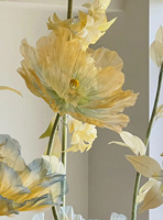 Meilleure Vente Nouvelle Arrivée Centre de Présentation Commercial Géant en Organza Poppy pour Vitrine de Centre Commercial et Merchandising Visuel