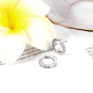 Pendientes de Aro de Acero Inoxidable con Diamantes y Oro de 18k para Mujer, Recién Llegados - Product Image 5