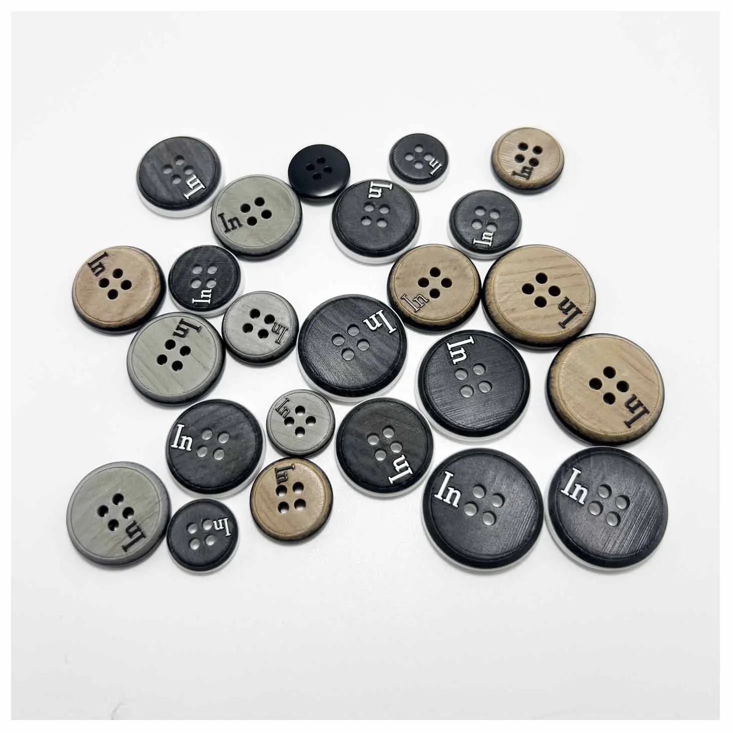 All'ingrosso bottoni decorativi in resina per abbigliamento stampati 3D accetta ordini personalizzati