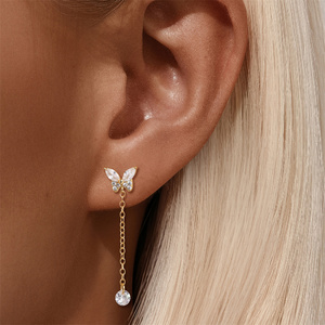 Boucles d'oreilles clous en argent 925 avec pampilles papillon et zircon violet pour le quotidien - Product Image 4