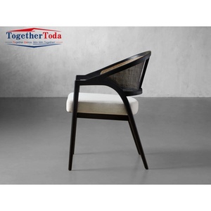 Chaise de salle à manger rembourrée en chêne massif avec accoudoirs, style français moderne et luxueux, pour hôtel familial, maison d'hôtes et espace de loisirs - Product Image 6