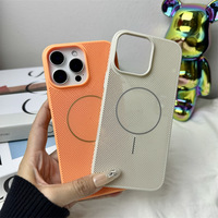 Nouvel arrivage Coque rigide de téléphone portable PC de haute qualité Refroidissement magnétique Chargement sans fil Couverture de téléphone portable pour IPhone15 16