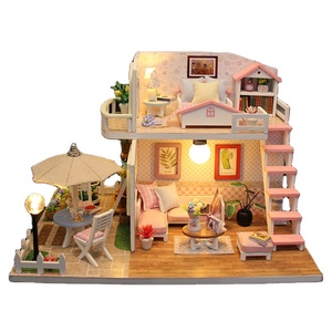 Hongda M033 màu hồng Loft Mini Dollhouse Dollhouse gỗ DIY thu nhỏ Nhà búp bê Kit với ánh sáng - Product Image 1