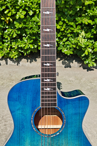 Guitarra Acústica de Marca con Tapa de Abeto Sólido, Color Azul Vintage Brillante, Precio al por Mayor - Product Image 3