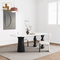 Ensemble de table et de chaises de salle à manger d'hôtel de style design nordique, meubles de table à manger de restaurant de luxe en noir et blanc