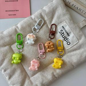 Porte-clés mignon en plastique en forme d'animal, breloque 3D Kawaii de dessin animé (mouton, cochon, canard, grenouille, éléphant) avec mousqueton coloré pour sac - Product Image 4