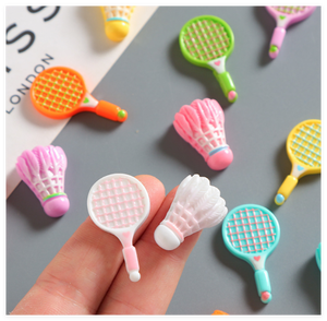 Figurines de sport en résine 3D réalistes pour maison de poupée, raquettes de <span class=keywords><strong>badminton</strong></span>, jouets de sport pour enfants, jouets de bain, figurines de sport à collectionner - Product Image 3