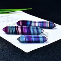 Vente en gros de baguettes de cristal à double pointe en pierres semi-précieuses mélangées, prismes pointus, pierres de guérison des chakras et décorations en cristal
