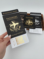 Cartes d'invitation de mariage personnalisées en forme de carte d'embarquement ou de passeport, avec impression dorée et avion, pour 'Save the Date'