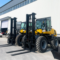 Chariot élévateur diesel à 4 roues avec moteur japonais CE EPA pour entrepôt, port, ferme, chariot élévateur tout-terrain de 4 tonnes, 5 tonnes, 6 tonnes à vendre
