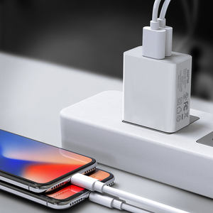 Productos más vendidos <span class=keywords><strong>2023</strong></span> Qc 3,0 Cargador de pared USB dual Rápido para <span class=keywords><strong>Samsung</strong></span> Iphone 12 Pro Cargador de teléfono móvil 18W 20W Adaptador 1a - Product Image 5