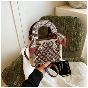 2026 New Fashion Women Tote Bag Large Capacity Shoulder Crossbody Bag Simple Personality Handbag Casual Work Office Lady Handbag - Product Image 5
