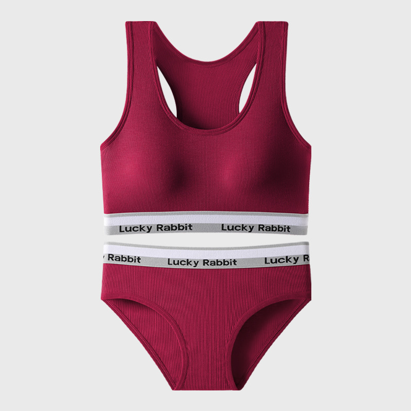 wine red (suit)