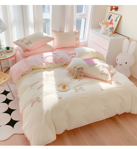 Ensemble de housse de <span class=keywords><strong>couette</strong></span> brodée de dessins animés en 3 styles, drap de <span class=keywords><strong>lit</strong></span> en coton doux pour la peau avec bordure en dentelle pour <span class=keywords><strong>lit</strong></span> d'enfant - Product Image 4
