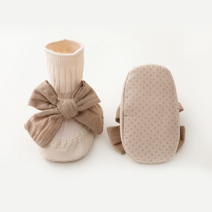 사랑스러운 미끄럼 방지 부드러운 아기 멋진 큰 Bowknot Mocassin 바닥 양말 신발 2022 - Product Image 1