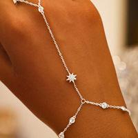 Bracelet chaîne de main en argent 925 avec étoile à huit branches et zircon artificiel pour femme, idéal pour le quotidien et les soirées