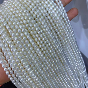 เม็ดข้าวสารธรรมชาติเกรด AAA สีขาว น้ำจืด ขนาด 3.5-4 มม. ยี่ห้อ HENG YUET สำหรับทำสร้อยคอ DIY - Product Image 3
