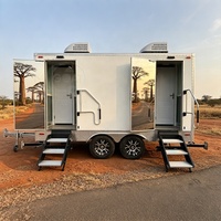 Remorque Sanitaire Mobile 4 Cabines avec Double Essieu, Évier et Miroir pour Festivals, Parcs, Mariages et Chantiers