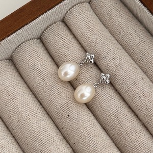 Pendientes de Perlas de Agua Dulce Naturales con Flores Pequeñas Estilo Francés, Plata de Ley S925, Diseño Retro, Accesorio Versátil, Modelo Wenchi - Product Image 1