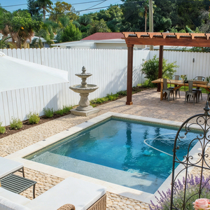 Couverture et Pompe pour Piscine en Fibre de Verre, Idéales pour les Piscines Extérieures et les Complexes Hôteliers, Personnalisables selon Vos Besoins - Product Image 4