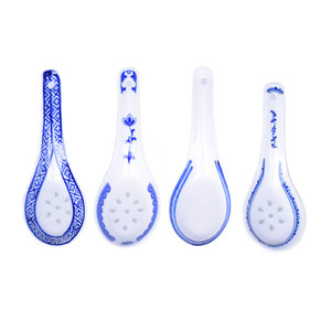 Mini <span class=keywords><strong>cuillère</strong></span> <span class=keywords><strong>à</strong></span> soupe ramen <span class=keywords><strong>en</strong></span> céramique blanche, chinoise, 1 pièce, avec manche design de peinture bleue - Product Image 6