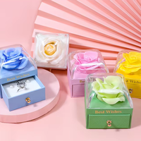 Boîte de rangement de bijoux élégante et tendance, boîte à bijoux individuelle pour bague et collier, boîte à tiroir pour rose fraîche, style macaron