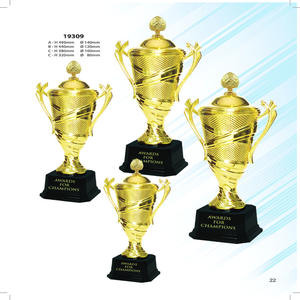 كأس حلزوني بلاستيكي مميز من الذهب والفضة - Product Image 1