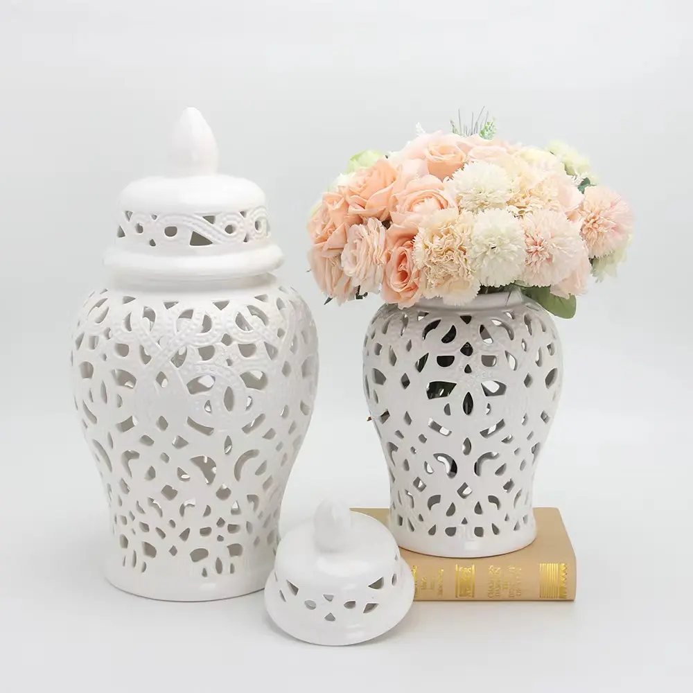 Europäische Luxus-Art Home Decor Große weiße geschnitzte Keramik Vase Ingwer Glas mit Deckel für Hochzeit Herzstück