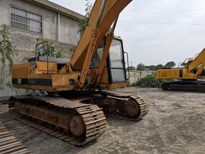 Excavatrice d'occasion CAT E200B, prix avantageux, excellentes performances. Excavatrice CAT d'occasion à vendre. - Product Image 6