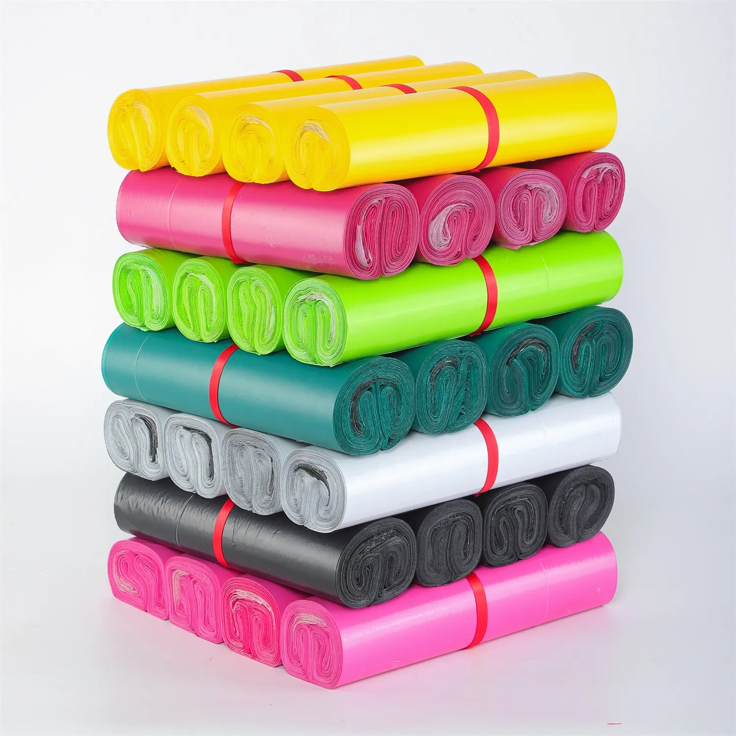 ポリエチレンキャリアおもちゃパッキングシールソックスシャツ包装材料ロールにロゴプラスチック付きの衣類を梱包するための小さなビニール袋