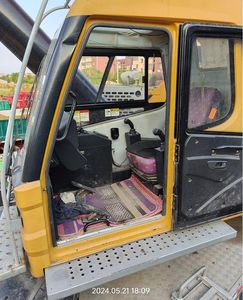 SANY STC1100T 110TON Grúa de camión móvil usada con motor de caja de cambios de marca Weichai Cojinete de bomba de motor incluido Buen Estado - Product Image 2