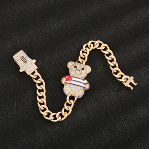 Pulsera de latón chapada en oro de 14K con diseño de oso de peluche y diamantes, estilo cubano con rayas esmaltadas, joyería hip hop para mujer - Product Image 4