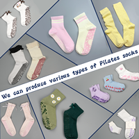 Chaussettes de sport antidérapantes en coton de qualité supérieure, avec grip élastique, imprimées de points, personnalisées pour le yoga et le Pilates