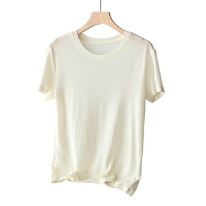 Camisetas Unisex con Logotipo, 100% Algodón, Manga Corta, Transferencia Térmica, Impresión Serigráfica y Bordado DTG, Estilo Vintage, Venta al Por Mayor - Product Image 3