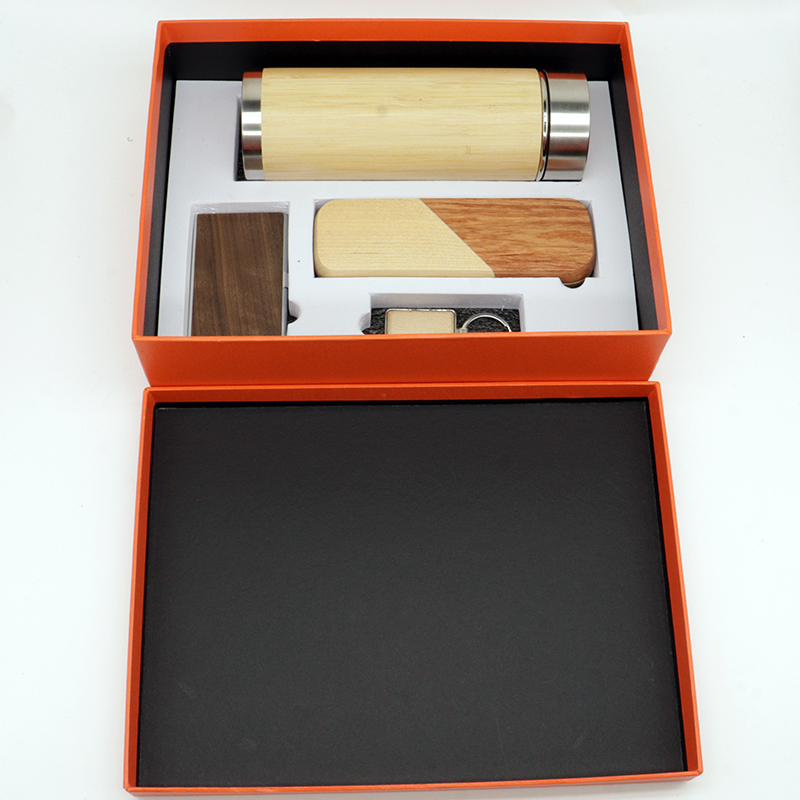 Custom Mini Wooden Rotating Musical Box
