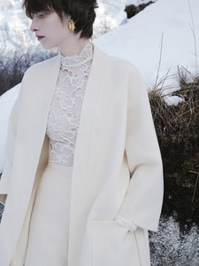 Manteau en cachemire pour femme, longueur intégrale, JASMINE CASHMERE, fait main, élégant et doux, provenant du Vietnam. - Product Image 3