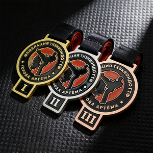 Medallas Deportivas Personalizadas de Metal con Diseño de Aleación de Zinc 3D, Medallas de Oro Giratorias para Carreras, Fútbol, Taekwondo, Karate, Hockey - Product Image 1