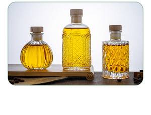 New <strong>Design</strong> clear Empty Small Juice Miniature <strong>Mini</strong> Liquor <strong>Bottle</strong> 50ml Whisky Vodka Brand <strong>Bottle</strong> With Screw Cap and Cork - Product Image 6