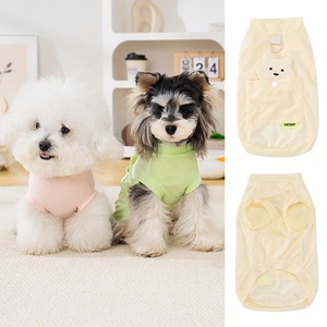 Chaleco sin mangas para perro de poliéster de seda helada, ecológico, transpirable y refrescante para verano, con aplique de oso 3D, bolsillo con broche y anilla en D - Product Image 2