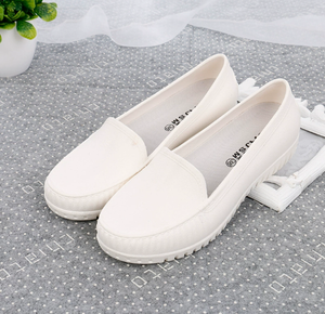 2025 semplici <span class=keywords><strong>scarpe</strong></span> basse bianche Casual donna incinta comode <span class=keywords><strong>scarpe</strong></span> <span class=keywords><strong>da</strong></span> infermiera bianche <span class=keywords><strong>da</strong></span> ospedale - Product Image 3